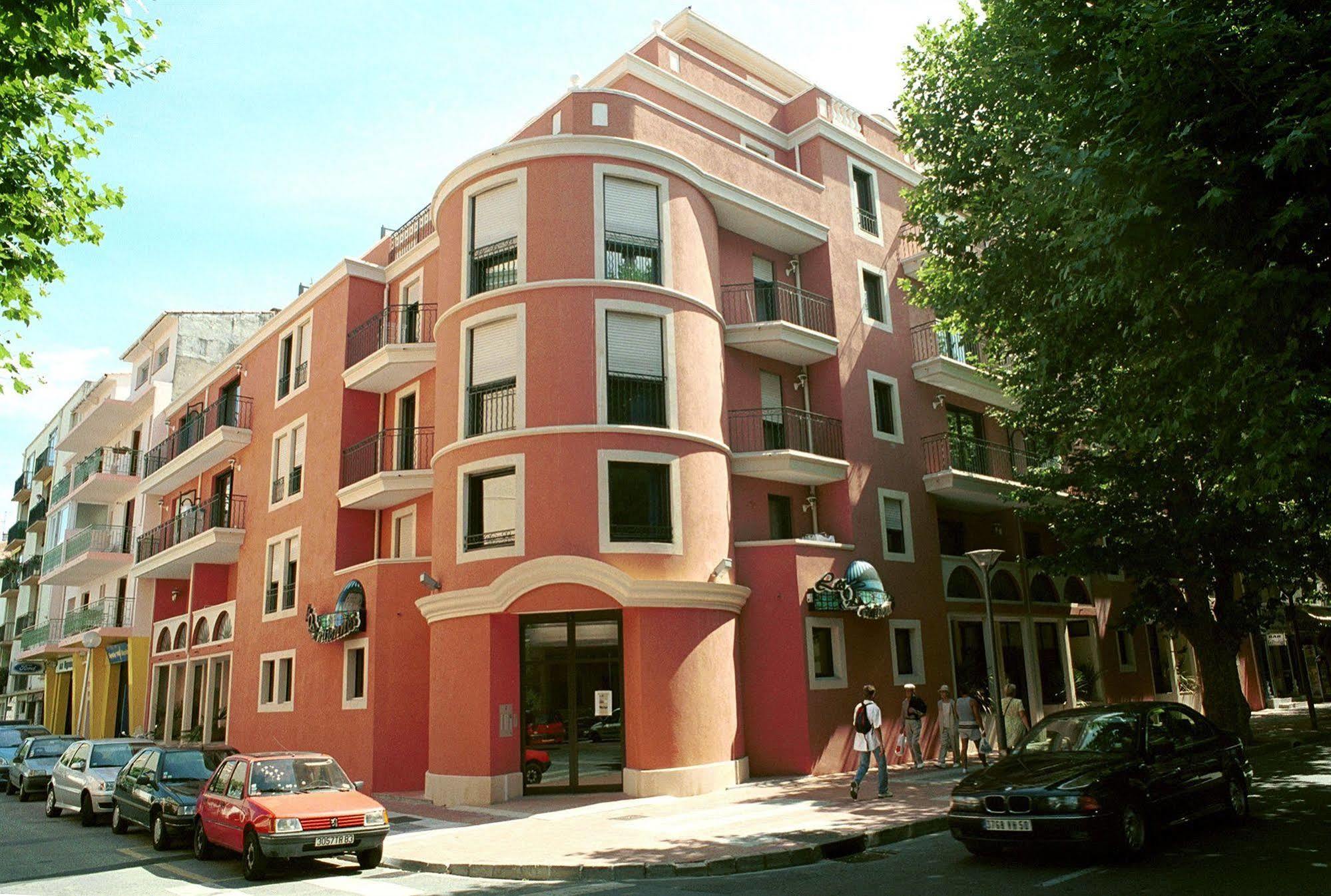 Saint-Raphaël Residences Les Venitiennes מראה חיצוני תמונה